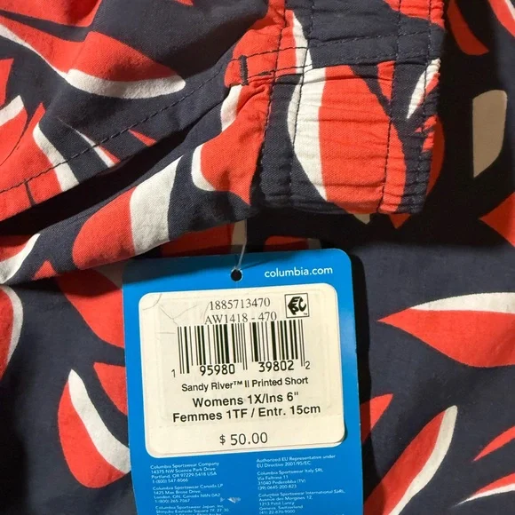 Columbia Women's Navy and Red Leaf Pattern Shorts - Picture 2 of 6